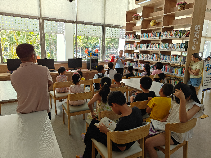 惠圖智造:少兒創客的3D打印學堂.jpg